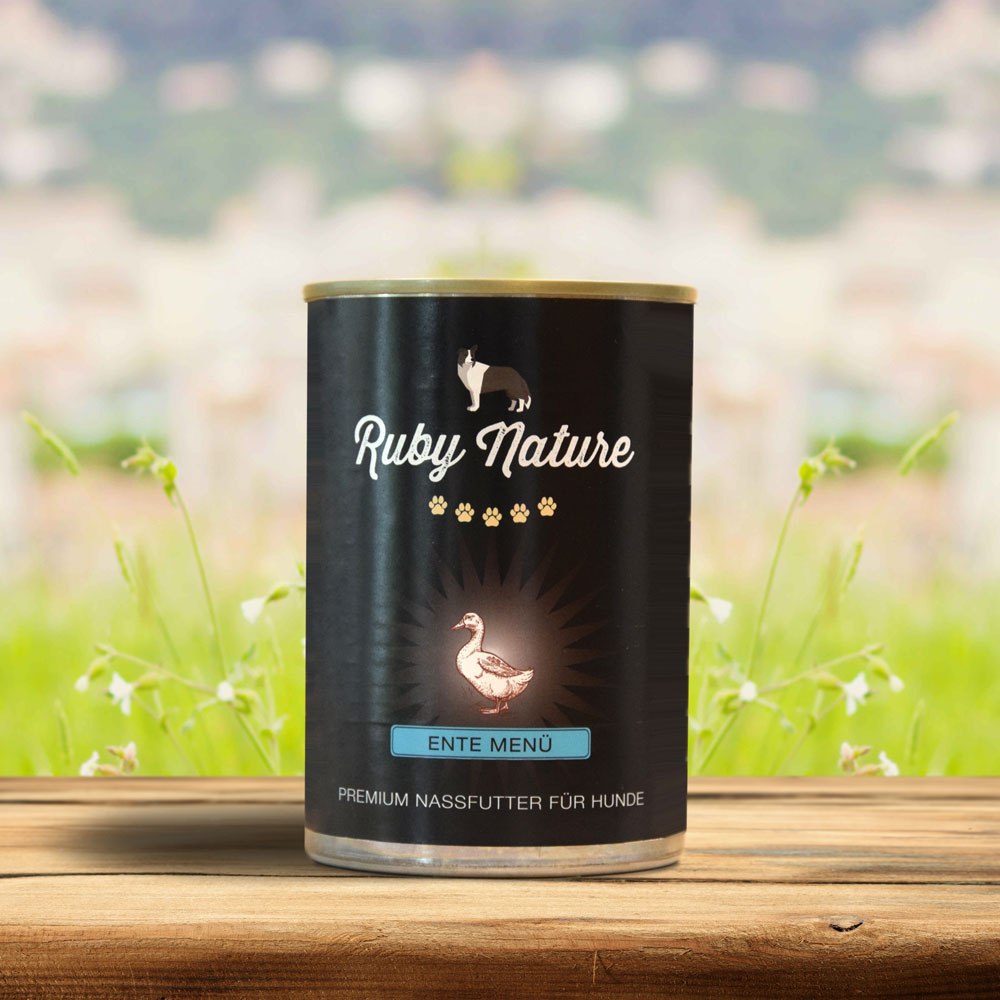 Hundefutter Ente und Gemüse im Menü