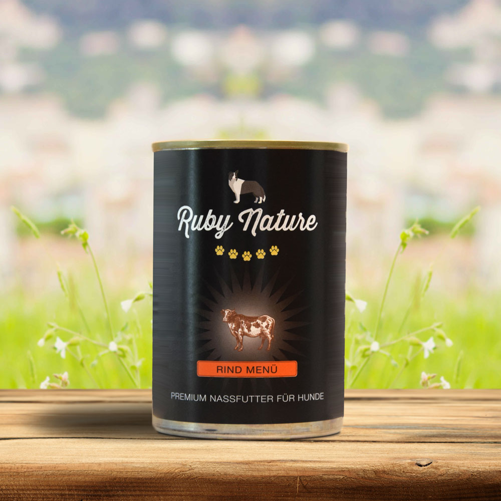 Hundefutter Rind und Gemüse im Menü